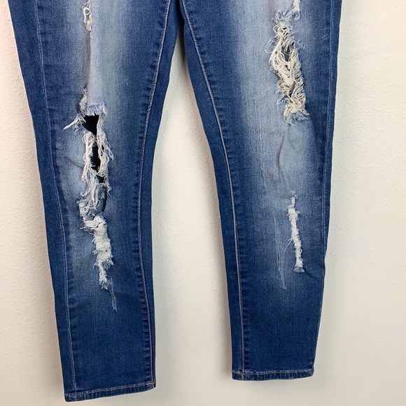 JustFab ankle crop stretch sexy skinny faded distressed medium wash jeans, EUC - Picture 3 of 5